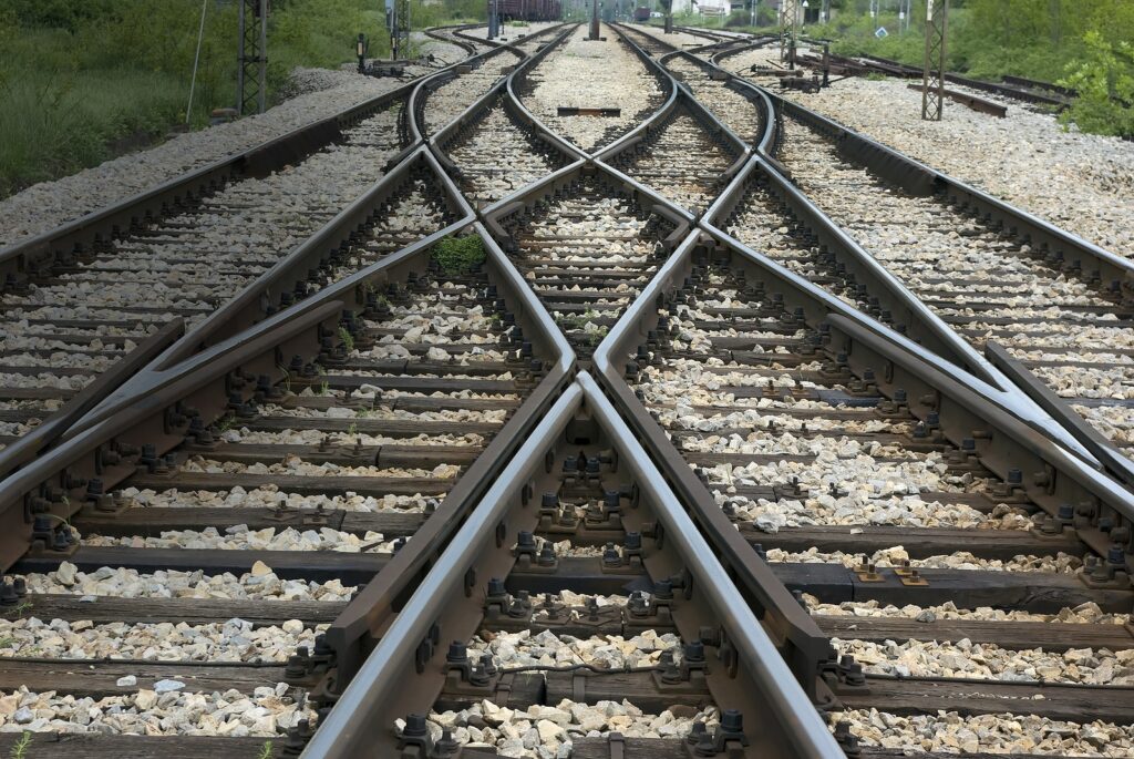 Railway switches and crossings