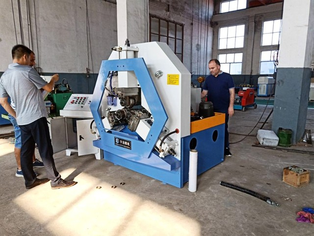 Turkish customers came to the factory to check out the three-axis thread rolling machine