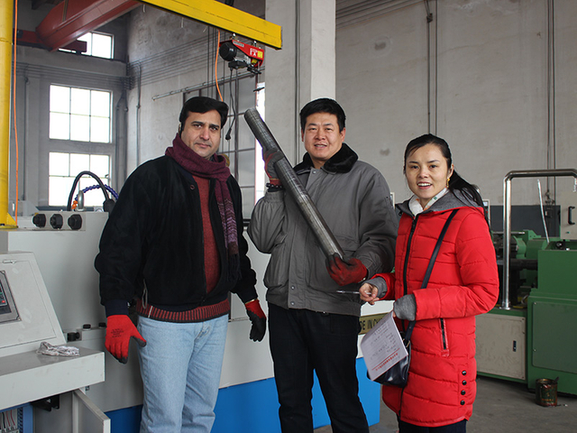 12 Pakistani customers come to YTMTOOLS to purchase equipment and become agents