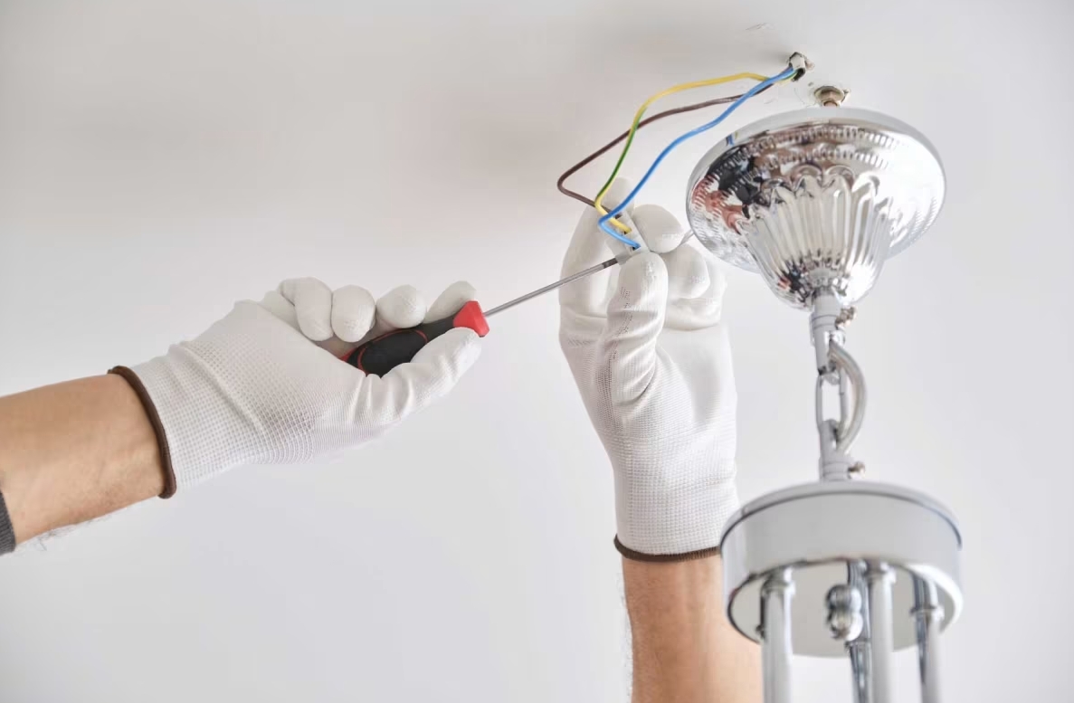 Lighting fixtures