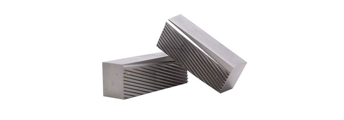 What are the Different Types of Dies Used in Thread Rolling Machines-3